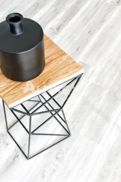 Кварц-виниловый ламинат Alpine floor Classic дуб выбеленный, продажа по цене 2&nbsp;400 руб. Характеристики, фото, описание и отзывы. Действуют акции и скидки. Доставка по Москве и области ☎️ 8 (495) 324-00-05 Ремиком