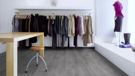 Ламинат Kronotex Mammut Plus дуб Макро светло-серый D 3670, продажа по цене 3&nbsp;790 руб. Характеристики, фото, описание и отзывы. Действуют акции и скидки. Доставка по Москве и области ☎️ 8 (495) 324-00-05 Ремиком