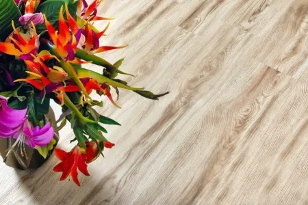 Кварц-виниловый ламинат Alpine floor Real Wood дуб канадский, продажа по цене 3&nbsp;450 руб. Характеристики, фото, описание и отзывы. Действуют акции и скидки. Доставка по Москве и области ☎️ 8 (495) 324-00-05 Ремиком