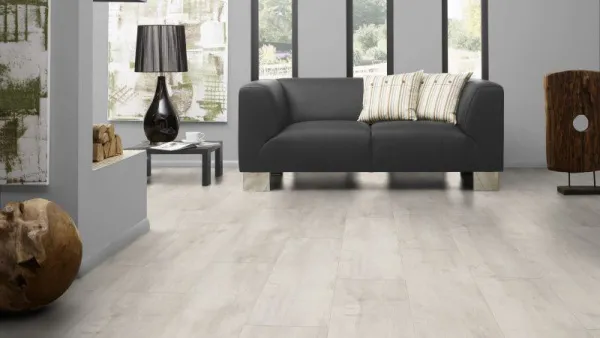 Ламинат Kronotex Exquisit Plus дуб восточный белый D 4984, продажа по цене 2&nbsp;450 руб. Характеристики, фото, описание и отзывы. Действуют акции и скидки. Доставка по Москве и области ☎️ 8 (495) 324-00-05 Ремиком