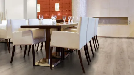 Ламинат Kronotex Mammut Plus дуб горный бежевый D 4728, продажа по цене 3&nbsp;790 руб. Характеристики, фото, описание и отзывы. Действуют акции и скидки. Доставка по Москве и области ☎️ 8 (495) 324-00-05 Ремиком