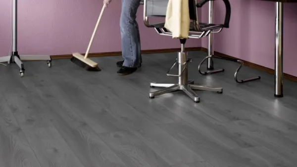 Ламинат Kronotex Mammut дуб Макро светло-серый D 3670, продажа по цене 3&nbsp;990 руб. Характеристики, фото, описание и отзывы. Действуют акции и скидки. Доставка по Москве и области ☎️ 8 (495) 324-00-05 Ремиком