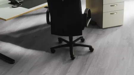 Ламинат Kronotex Mammut Plus дуб Макро светло-серый D 3670, продажа по цене 3&nbsp;790 руб. Характеристики, фото, описание и отзывы. Действуют акции и скидки. Доставка по Москве и области ☎️ 8 (495) 324-00-05 Ремиком