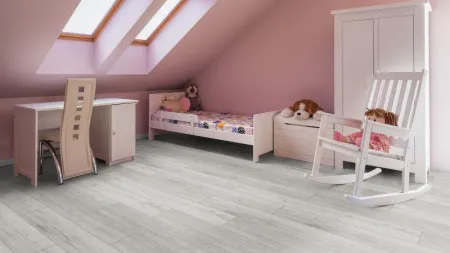 Ламинат Kronotex Robusto дуб Рип белый D 3181, продажа по цене 3&nbsp;490 руб. Характеристики, фото, описание и отзывы. Действуют акции и скидки. Доставка по Москве и области ☎️ 8 (495) 324-00-05 Ремиком