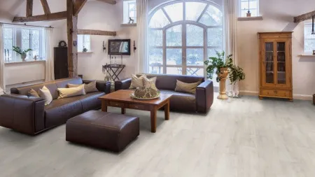 Ламинат Kronotex Exquisit Plus дуб восточный белый D 4984, продажа по цене 2&nbsp;450 руб. Характеристики, фото, описание и отзывы. Действуют акции и скидки. Доставка по Москве и области ☎️ 8 (495) 324-00-05 Ремиком