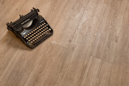 Кварц-виниловый ламинат Alpine floor Карите Eco, продажа по цене 2 600 руб. Характеристики, фото, описание и отзывы. Действуют акции и скидки. Доставка по Москве и области ☎️ 8 (495) 324-00-05 Ремиком