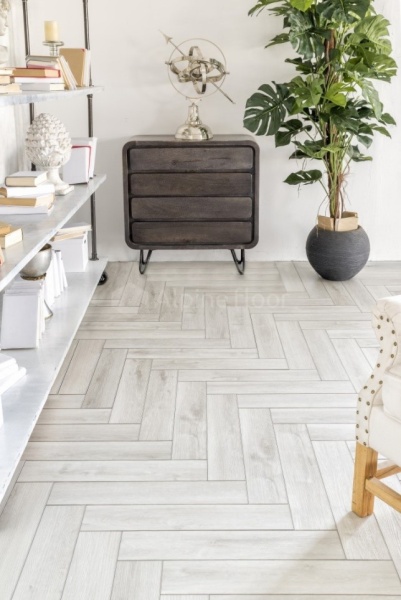 Кварц-виниловый ламинат Alpine floor Expressive Parquet Снежная лавина купить с доставкой в Москве Кварц-виниловый ламинат Alpine floor Expressive Parquet Снежная лавина, продажа по цене 5 399 руб. Характеристики, фото, описание и отзывы. Действуют акции и скидки. Доставка по Москве и области ☎️ 8 (495) 324-00-05 Ремиком