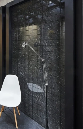 Панель стеновая МДФ влагостойкая под плитку Черный дымчатый 10х10 см "СТИЛЬНЫЙ ДОМ" 2440х1220х3,2мм, продажа по цене 2 105 руб. Характеристики, фото, описание и отзывы. Действуют акции и скидки. Доставка по Москве и области ☎️ 8 (495) 324-00-05 Ремиком