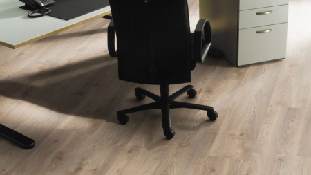 Ламинат Kronotex Mammut дуб Макро бежевый D 3669, продажа по цене 3 990 руб. Характеристики, фото, описание и отзывы. Действуют акции и скидки. Доставка по Москве и области ☎️ 8 (495) 324-00-05 Ремиком